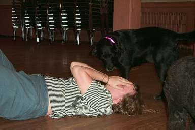 bendy gets moley kisses